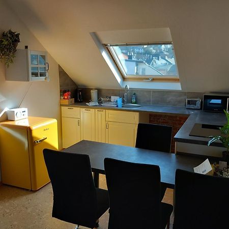 Ferienwohnung Im Roten Haus, Die Therme Ist Fusslaeufig In Wenigen Minuten Erreichbar Bad Ems Exteriör bild