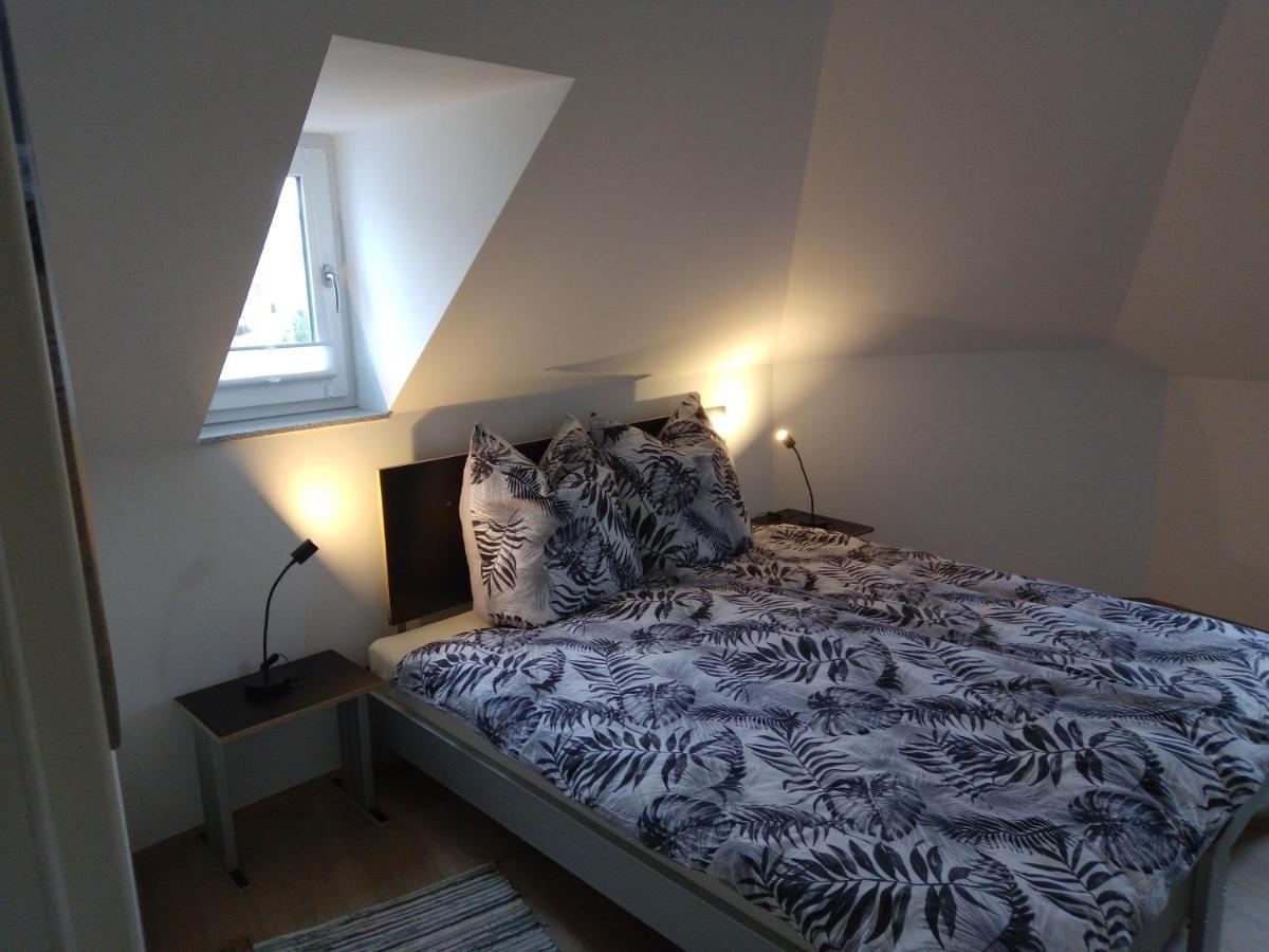 Ferienwohnung Im Roten Haus, Die Therme Ist Fusslaeufig In Wenigen Minuten Erreichbar Bad Ems Exteriör bild