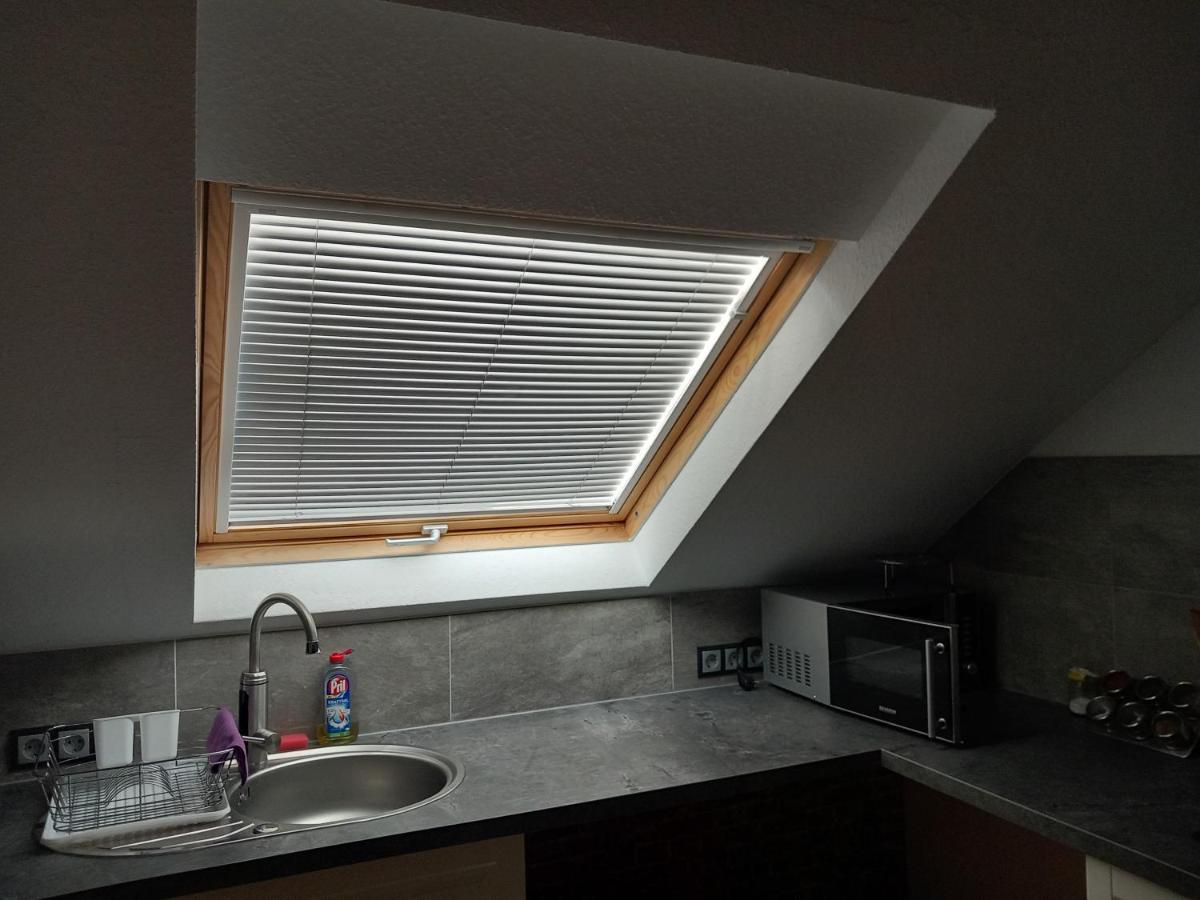 Ferienwohnung Im Roten Haus, Die Therme Ist Fusslaeufig In Wenigen Minuten Erreichbar Bad Ems Exteriör bild